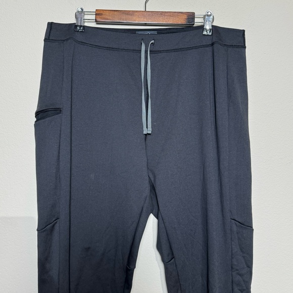 patagonia | fleece-lined drawstring waist straight leg pants - Picture 2 of 5